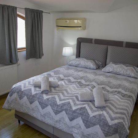 Apartmani Kamelia Mostar Extérieur photo